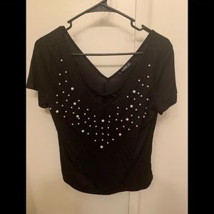 V- Neck Pearl shirt
